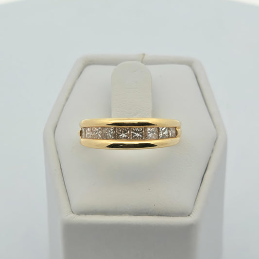Ribbed Crossover Baguette Diamond Ring